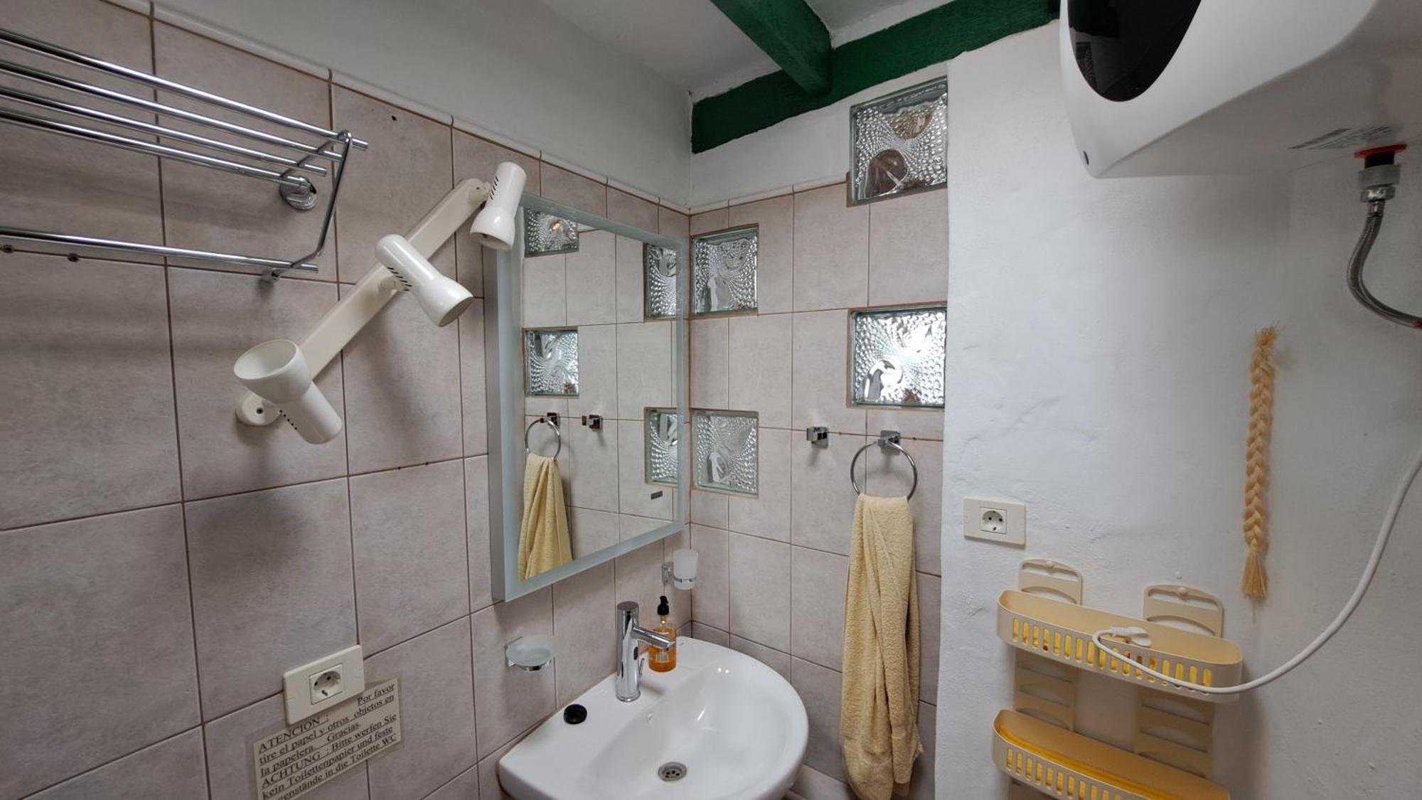 Beautiful 1-Bedroom House 'Oficina' Finca Vistamar Salobre  Luaran gambar